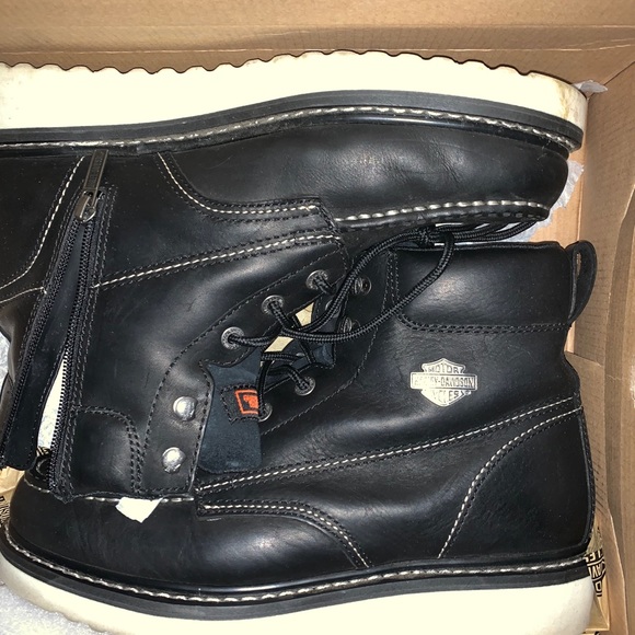 HD boots size 11 - Picture 2 of 2